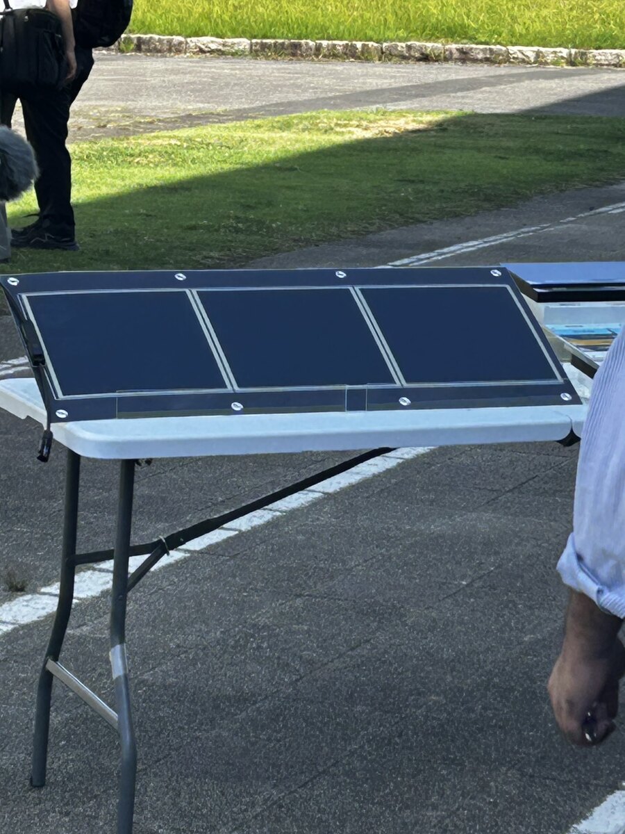 ペロブスカイト太陽電池実証実験開始式